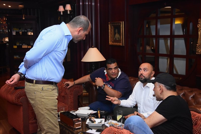 Smoky night at the Candles Lounge - Hilton Beirut Metropolitan Palace